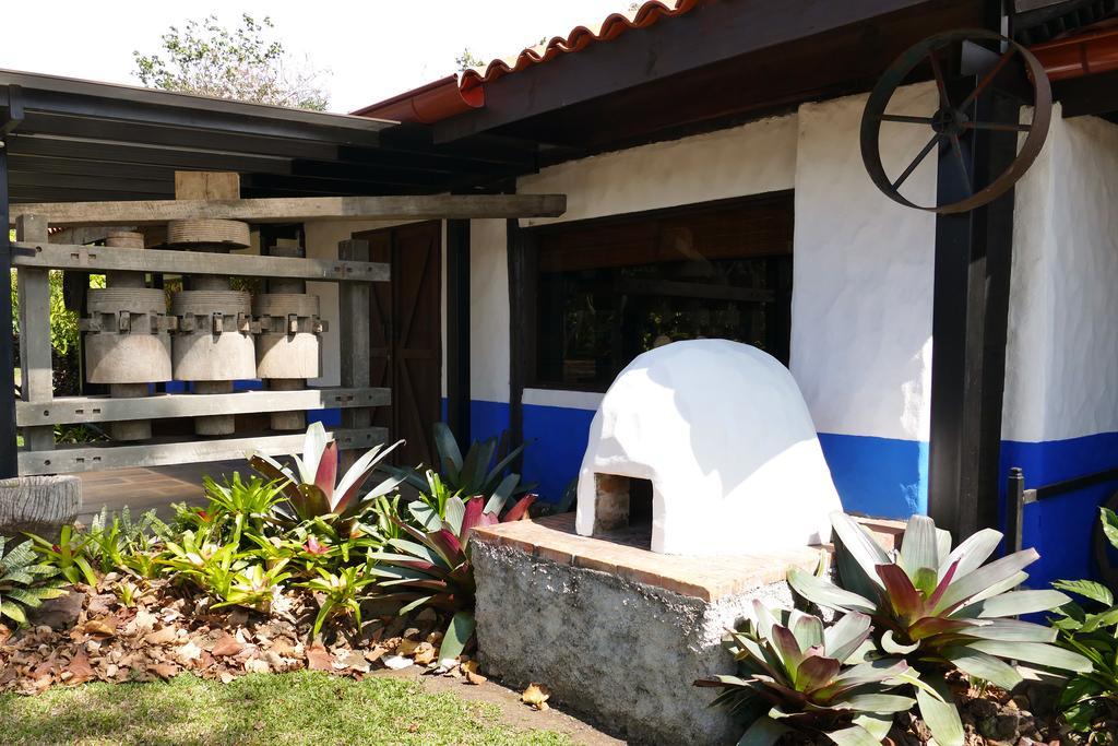 Hotel Bougainvillea San Jose Santo Domingo De Heredia Zewnętrze zdjęcie