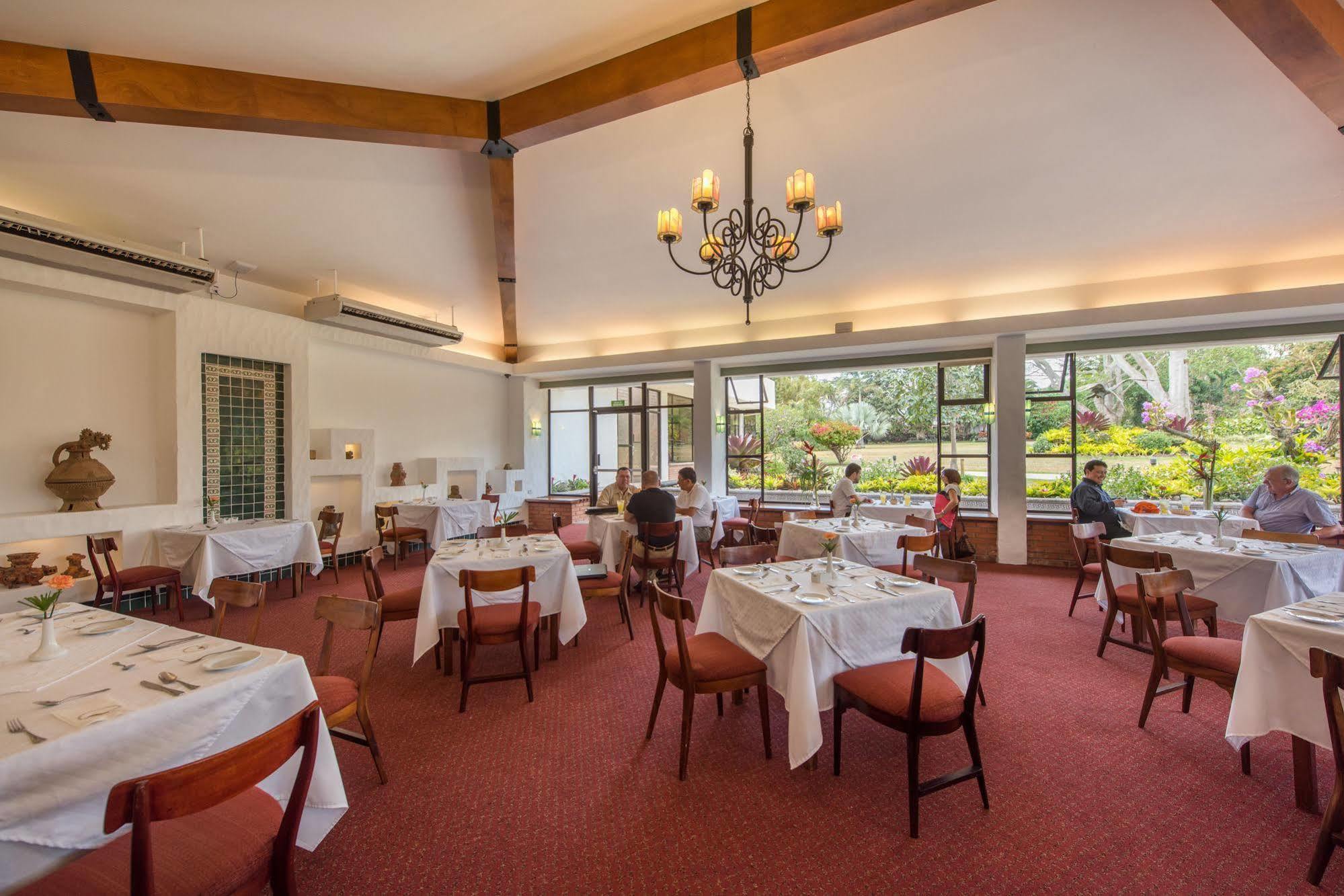 Hotel Bougainvillea San Jose Santo Domingo De Heredia Zewnętrze zdjęcie